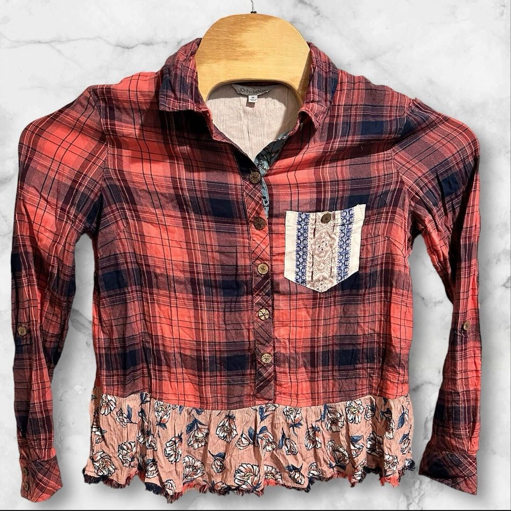 John Mark Womens Tunic Top Size Medium Plaid Floral Embroidered Button Up